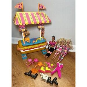 Vtg 1991 Barbie Rollerblade Snack Stand Lot Hot Skatin Ken & Barbie, Accessories